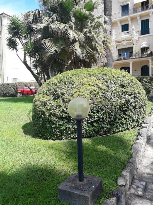 La Casa Di Anna, In Palazzina Liberty Fronte Parco Appartement Bordighera Buitenkant foto