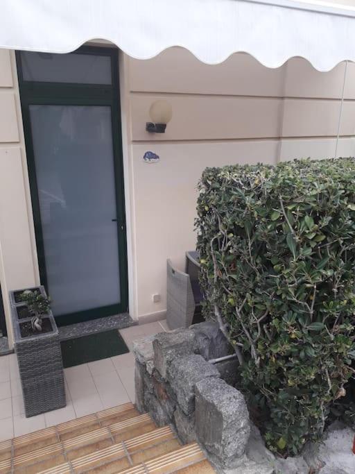 La Casa Di Anna, In Palazzina Liberty Fronte Parco Appartement Bordighera Buitenkant foto